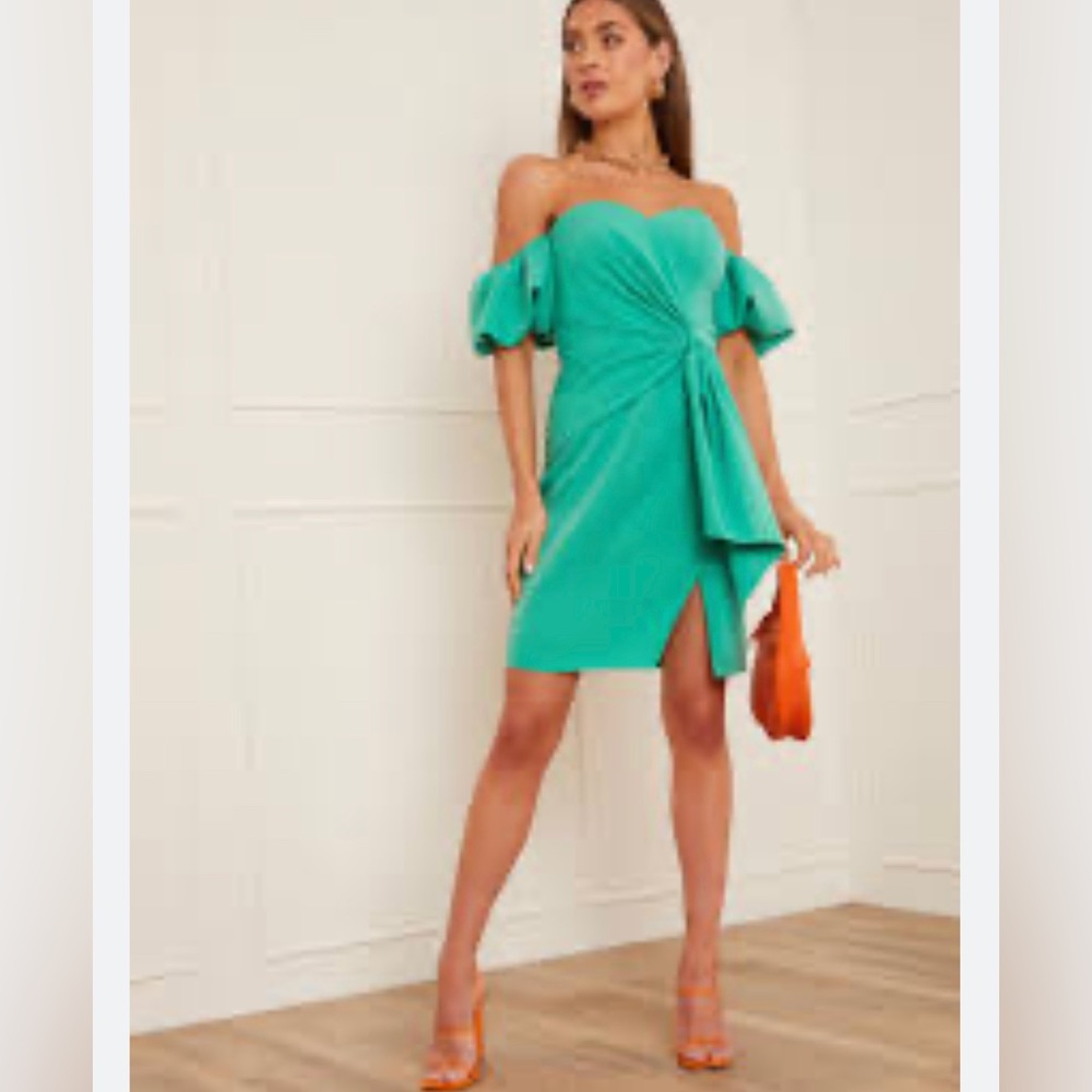 NWT CHI CHI OF LONDON DRESS